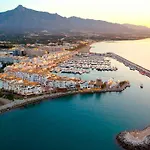 Cozy 2-bed 2-bathroom In Town Centre * Marbella