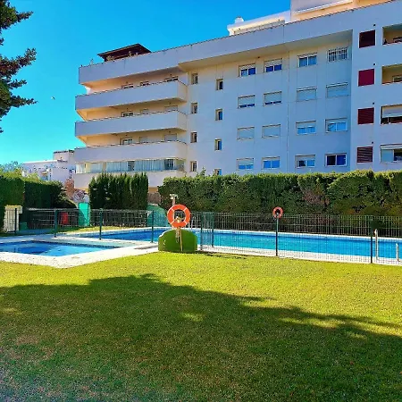 Apartment Cozy 2-bed 2-bathroom In Town Centre *