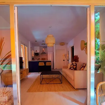 Daire Cozy 2-bed 2-bathroom In Town Centre Marbella