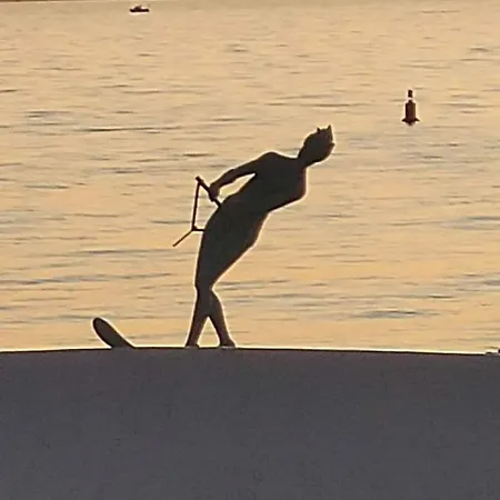 Cozy 2-bed 2-bathroom In Town Centre * Marbella