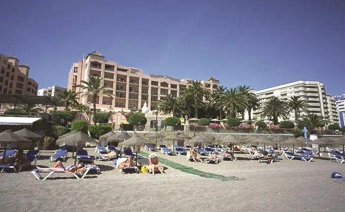 Cozy 2-bed 2-bathroom In Town Centre شقة ماربيا