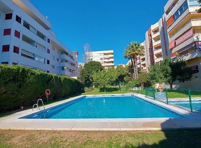 Appartement Cozy 2-bed 2-bathroom In Town Centre *