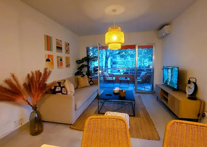 Cozy 2-bed 2-bathroom In Town Centre Appartement Marbellac