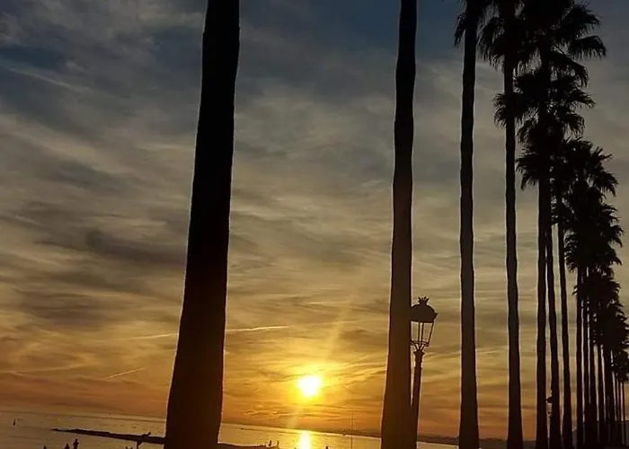 Appartement Cozy 2-bed 2-bathroom In Town Centre